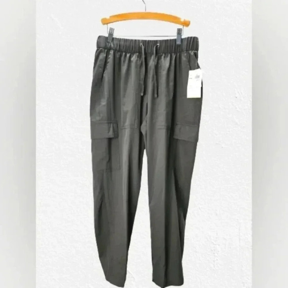 Old Navy Pants - Old Navy StretchTech Petite Cargo Pants Charcoal Gray